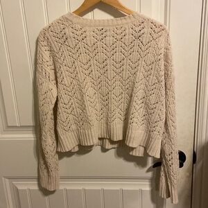 American Eagle Beige Sweater